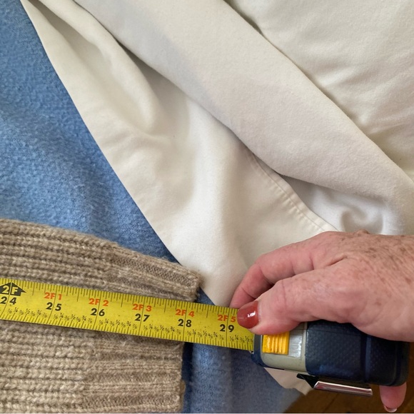 Women’s H&M knit tan/light brown sweater size S like new - Picture 9 of 9